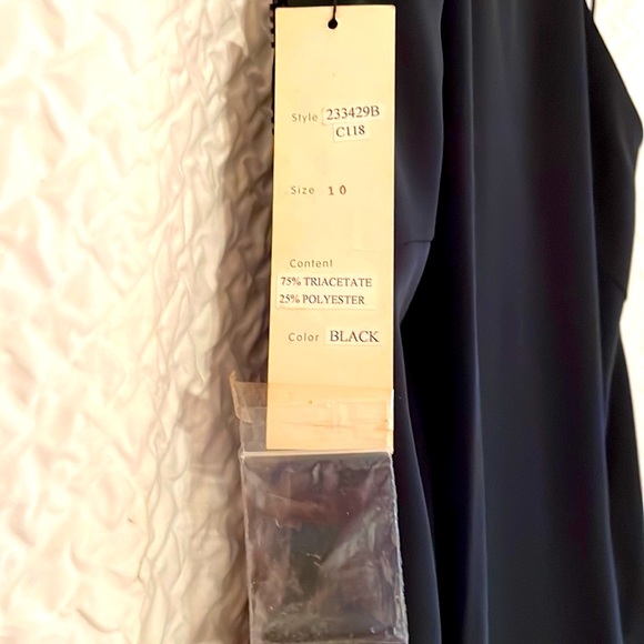 NWT Cache evening gown.  Black.  Backless. Beaded. Size 10.Sexy Bling. - Picture 14 of 16